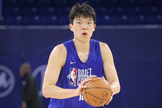 杨瀚森主动揽责：背靠背之战暴露短板，坦然反思